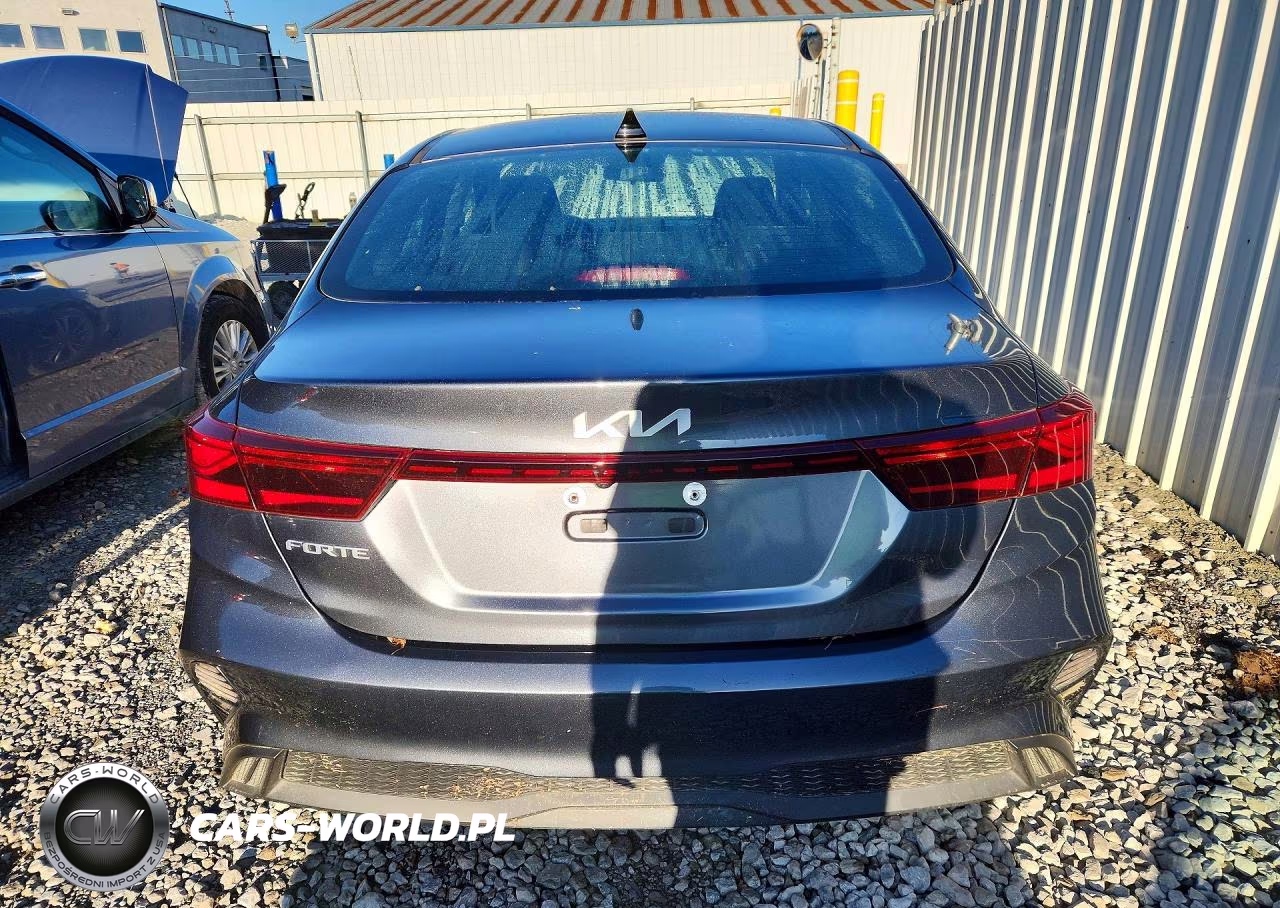 2024 Kia Forte Lxs VIN:3KPF24AD9RE795454 - 6
