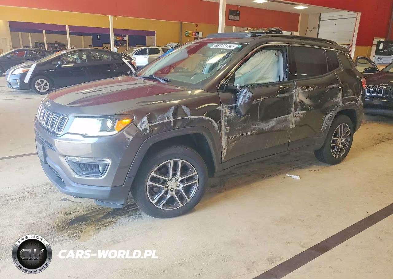 2019 Jeep Compass Latitude VIN:3C4NJDBB4KT601149 - 1