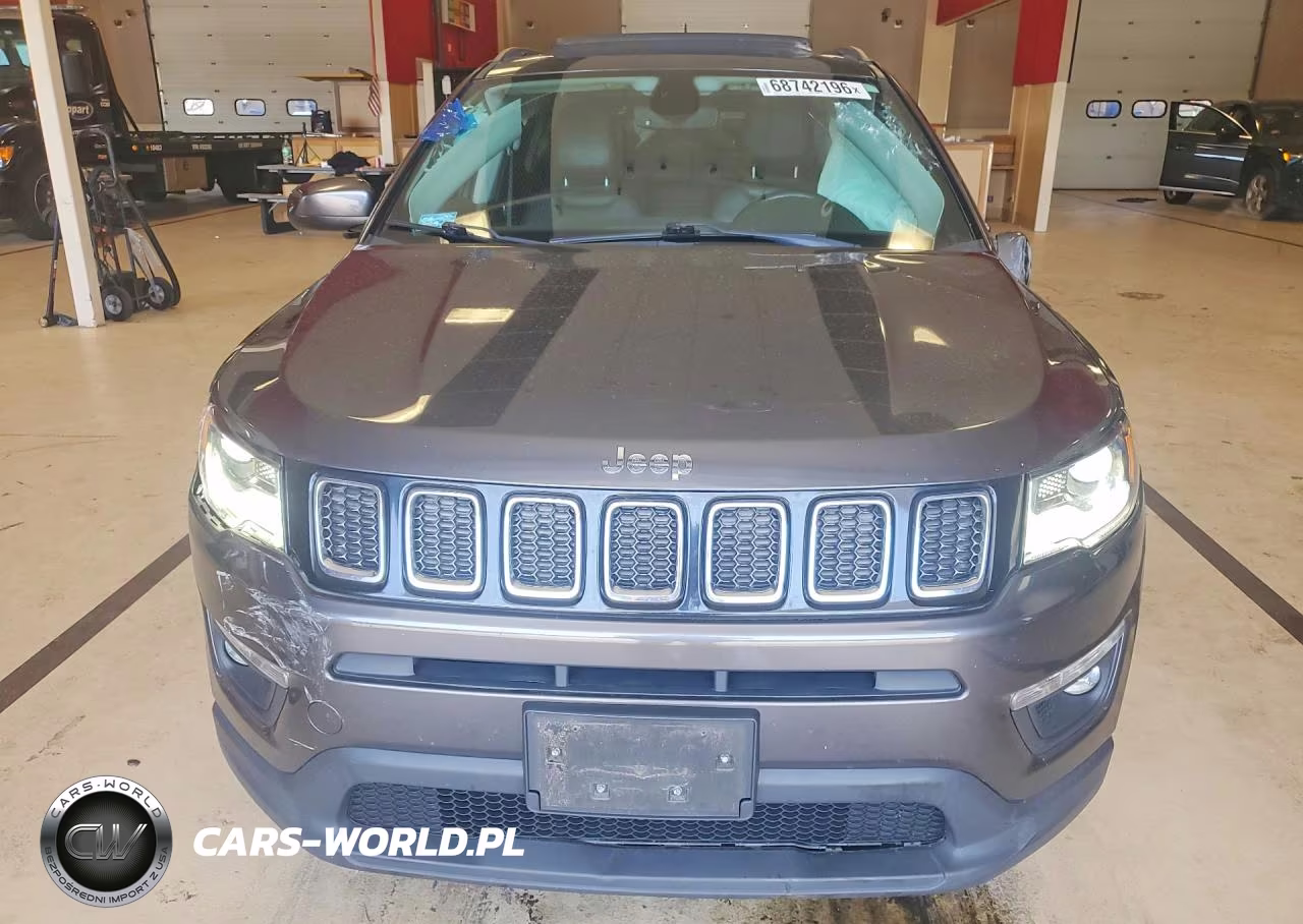 2019 Jeep Compass Latitude VIN:3C4NJDBB4KT601149 - 5