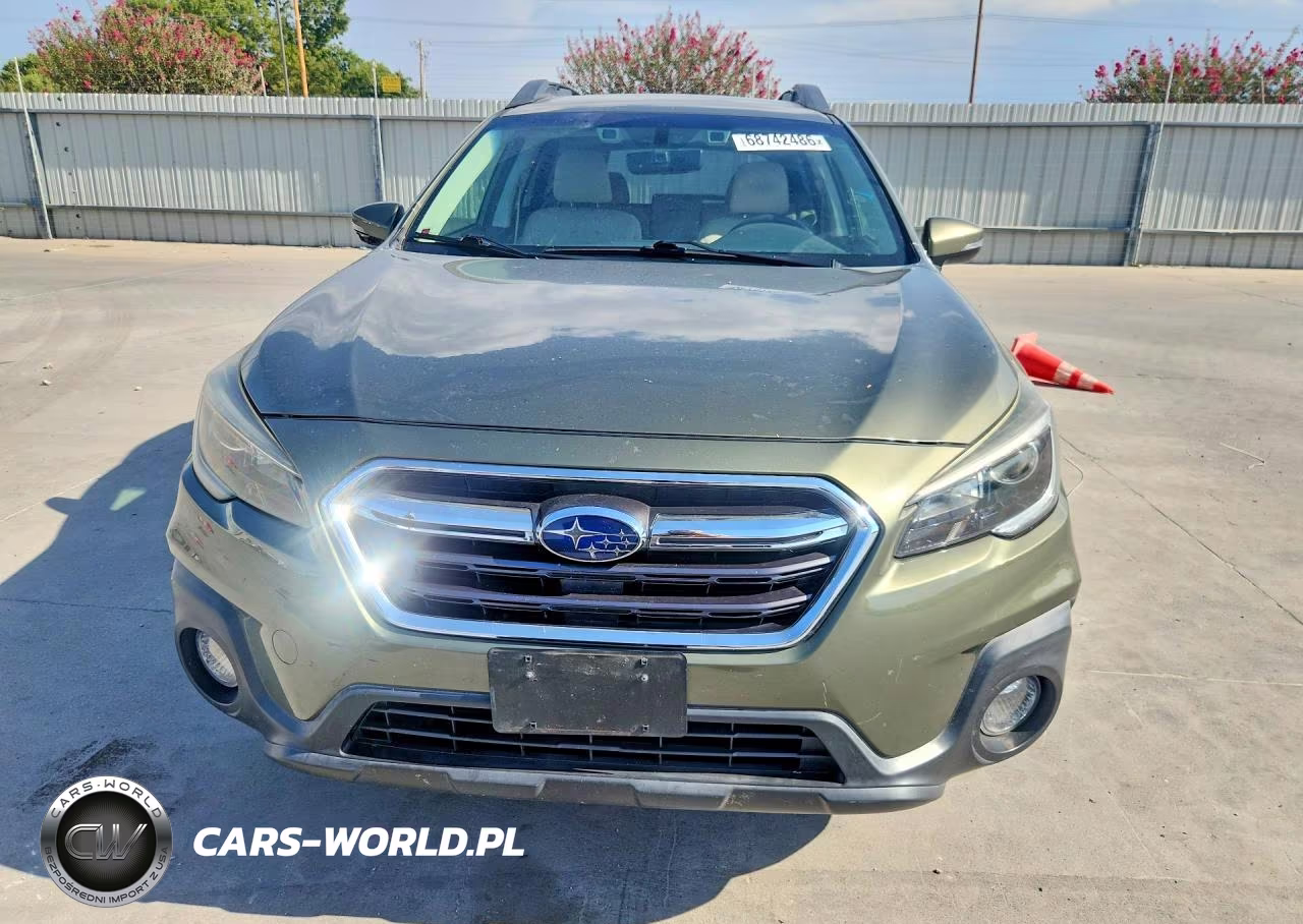 2018 Subaru Outback 2.5I Premium VIN:4S4BSAFC6J3260084 - 5