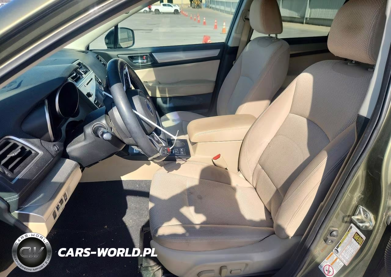 2018 Subaru Outback 2.5I Premium VIN:4S4BSAFC6J3260084 - 7