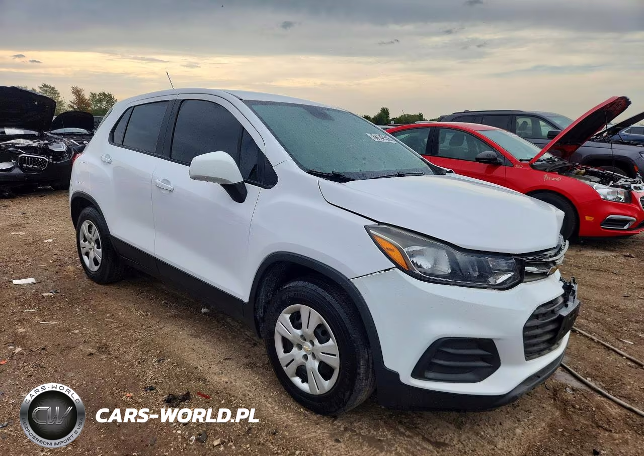 2018 Chevrolet Trax Ls VIN:3GNCJKSB2JL371712 - 4