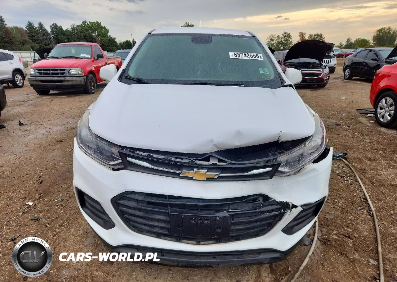 2018 Chevrolet Trax Ls VIN:3GNCJKSB2JL371712 - 5