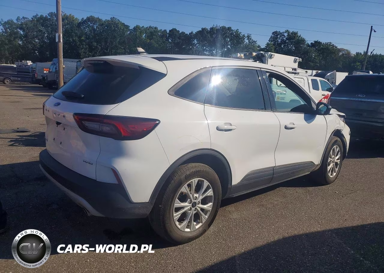 2025 Ford Escape Active VIN:1FMCU9GN0SUB17768 - 3