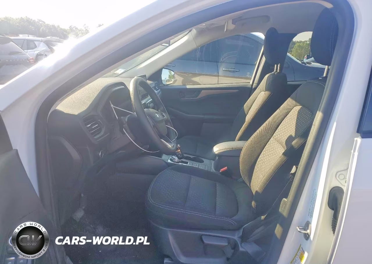 2025 Ford Escape Active VIN:1FMCU9GN0SUB17768 - 7