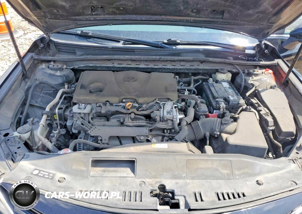 2018 Toyota Camry Le VIN:4T1B11HK0JU055006 - 11