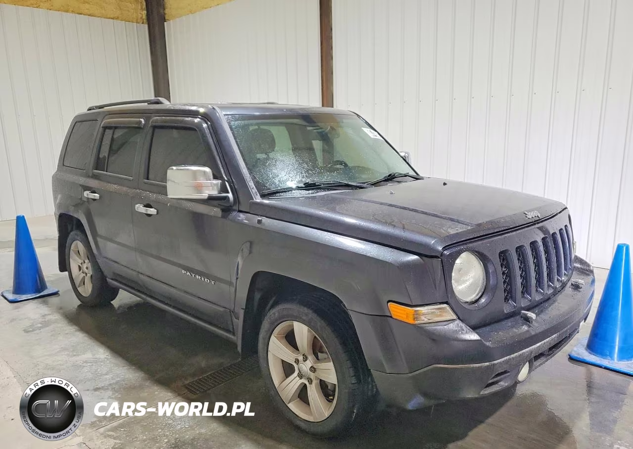 2016 Jeep Patriot Latitude VIN:1C4NJPFB4GD519236 - 4