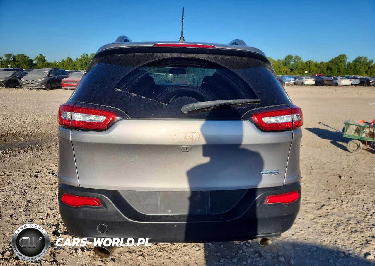 2018 Jeep Cherokee Latitude VIN:1C4PJLCX9JD518074 - 6