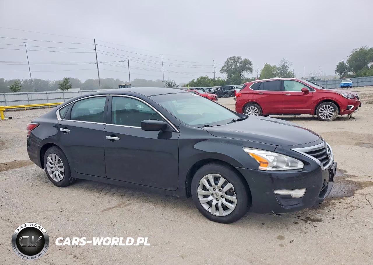 2015 Nissan Altima 2.5 S VIN:1N4AL3APXFN347040 - 4