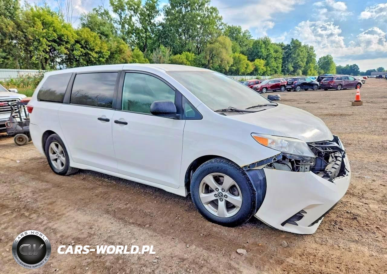 2019 Toyota Sienna L 7-Passenger VIN:5TDZZ3DC6KS980353 - 4
