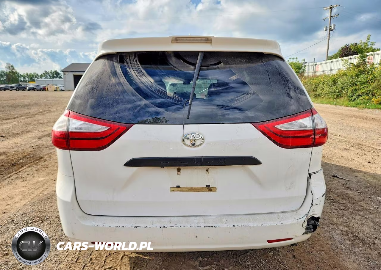 2019 Toyota Sienna L 7-Passenger VIN:5TDZZ3DC6KS980353 - 6