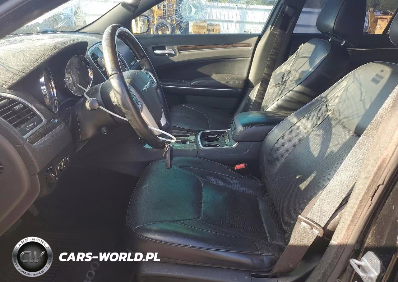 2014 Chrysler 300C VIN:2C3CCAKT6EH128526 - 7