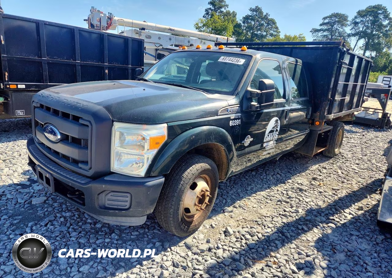 2014 Ford F350 Super Duty Dump Truck