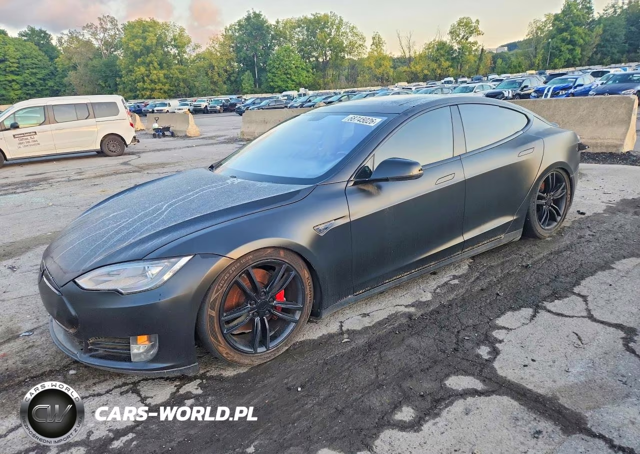 2013 Tesl Model S