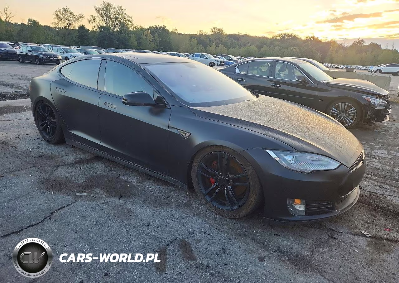 2013 Tesl Model S VIN:5YJSA1CP3DFP06052 - 4