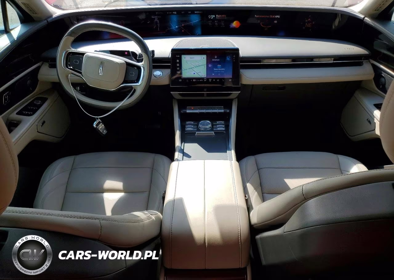 2025 Lincoln Nautilus Premiere VIN:5LMPJ8J4XSJ889410 - 8