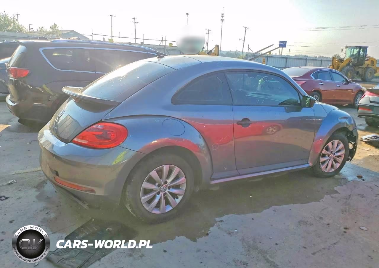 2018 Volkswagen Beetle S VIN:3VWFD7AT2JM709931 - 3