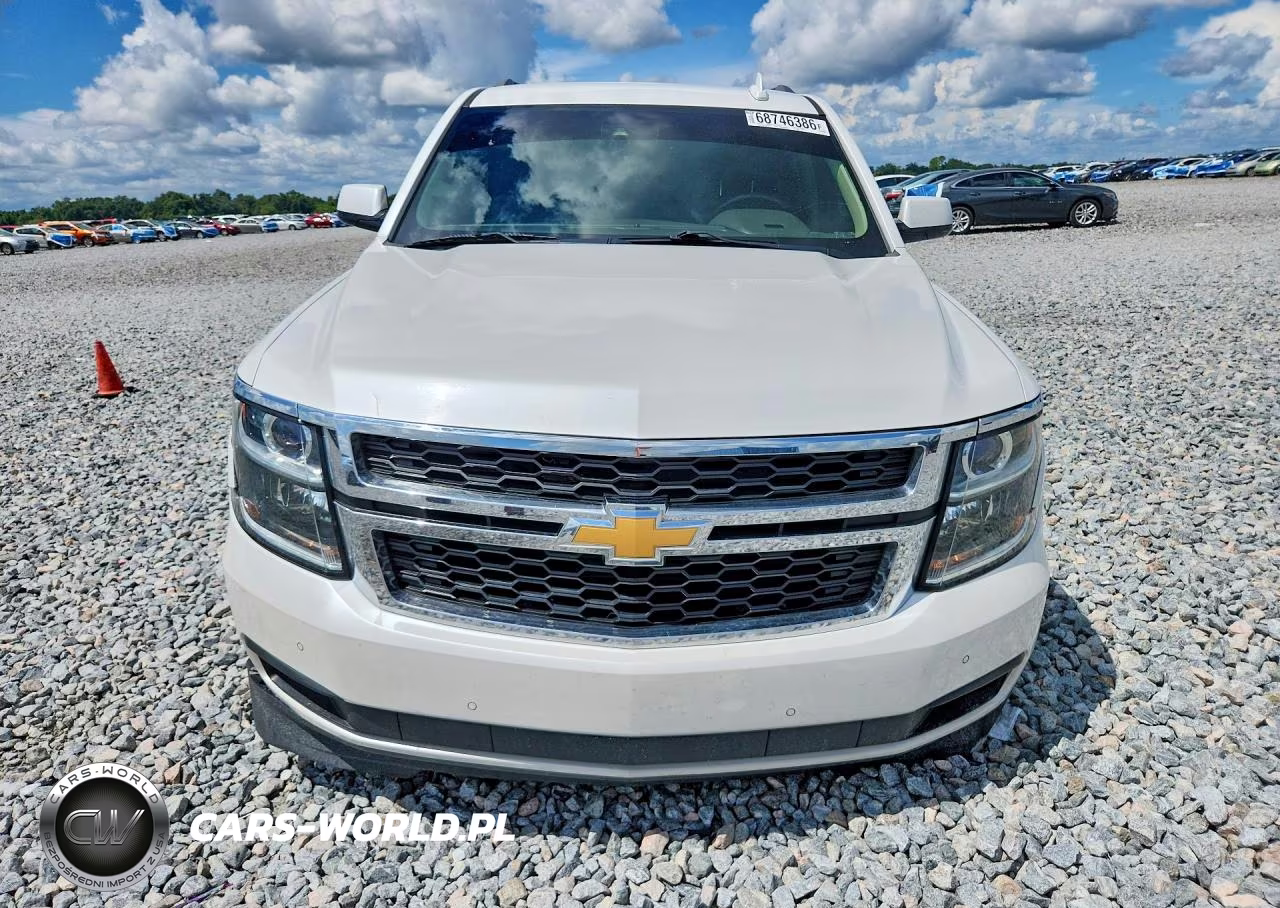 2017 Chevrolet Tahoe C1500 Lt VIN:1GNSCBKC6HR109810 - 5