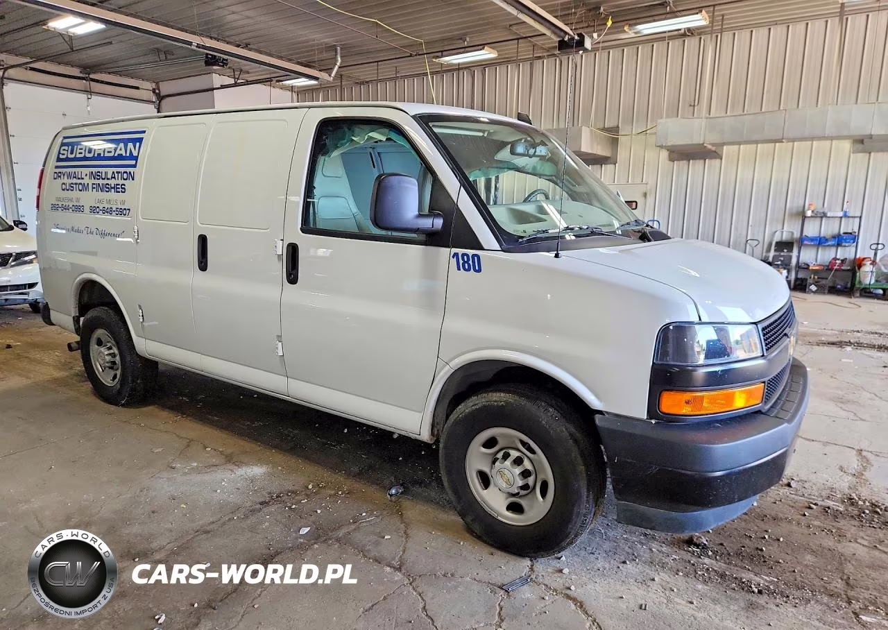 2023 Chevrolet Express 2500 Delivery Van VIN:1GCWGAFP0P1250438 - 4