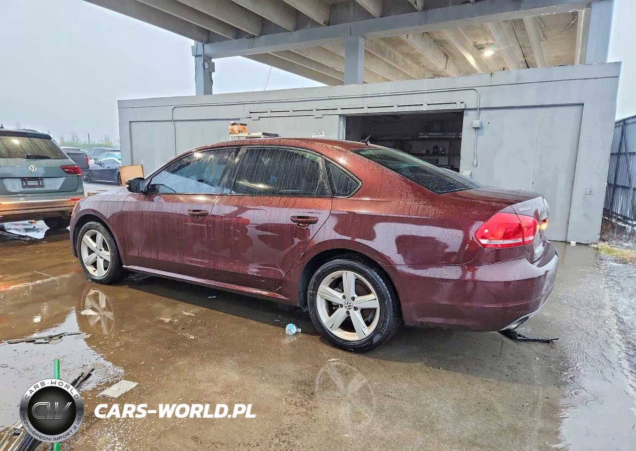 2013 Volkswagen Passat S VIN:1VWAH7A30DC031992 - 2