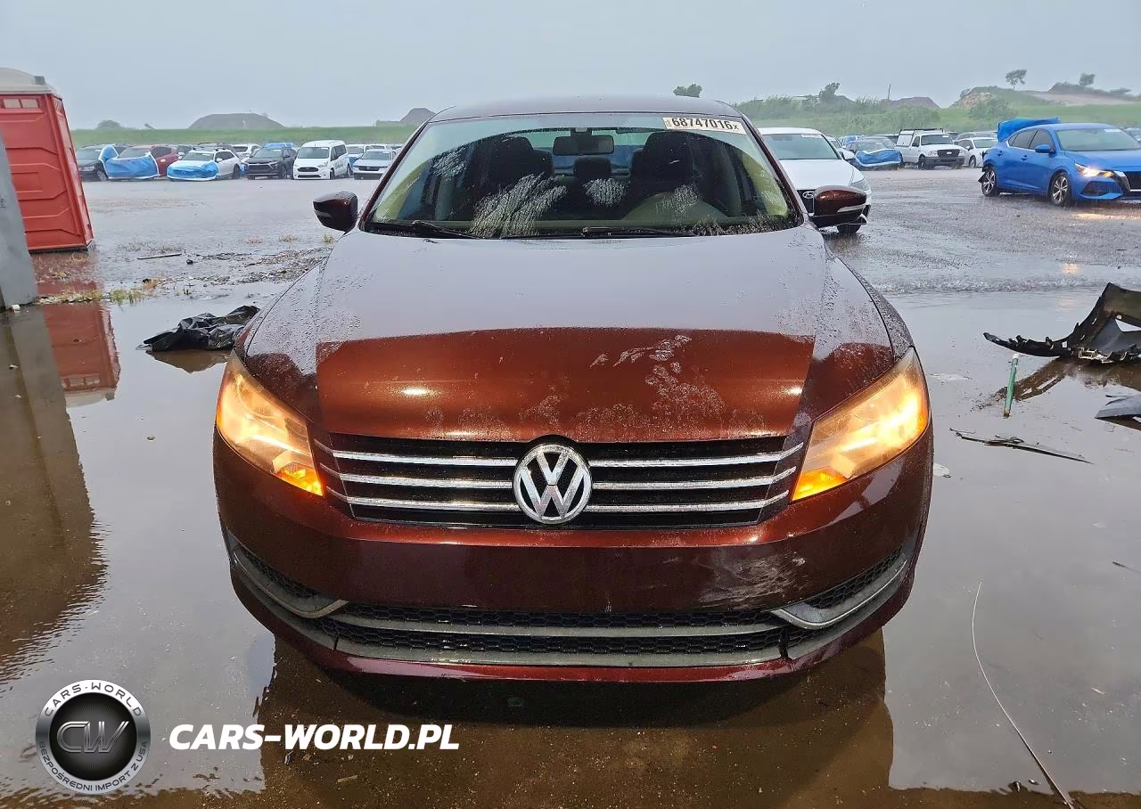 2013 Volkswagen Passat S VIN:1VWAH7A30DC031992 - 5