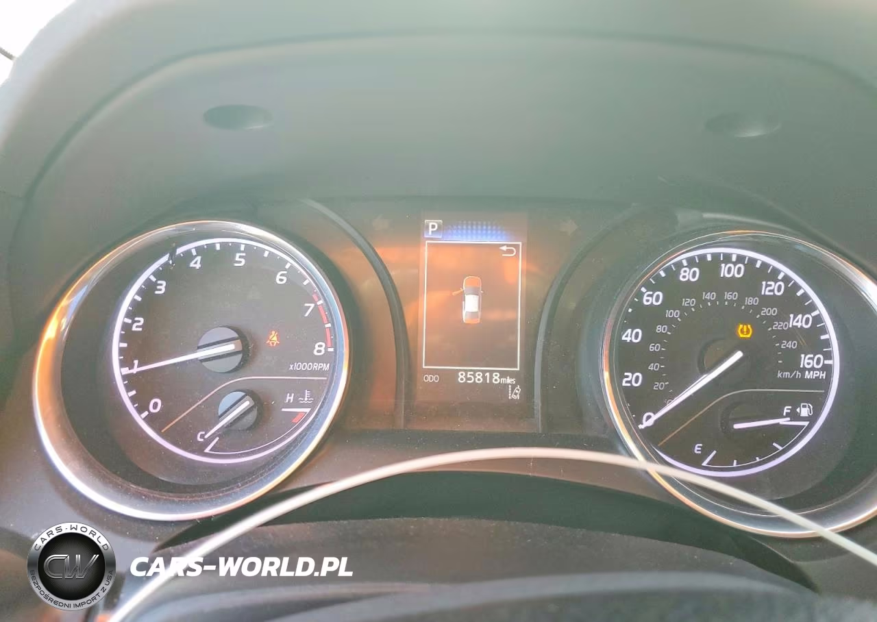 2020 Toyota Camry Le VIN:4T1C11AK9LU374907 - 9