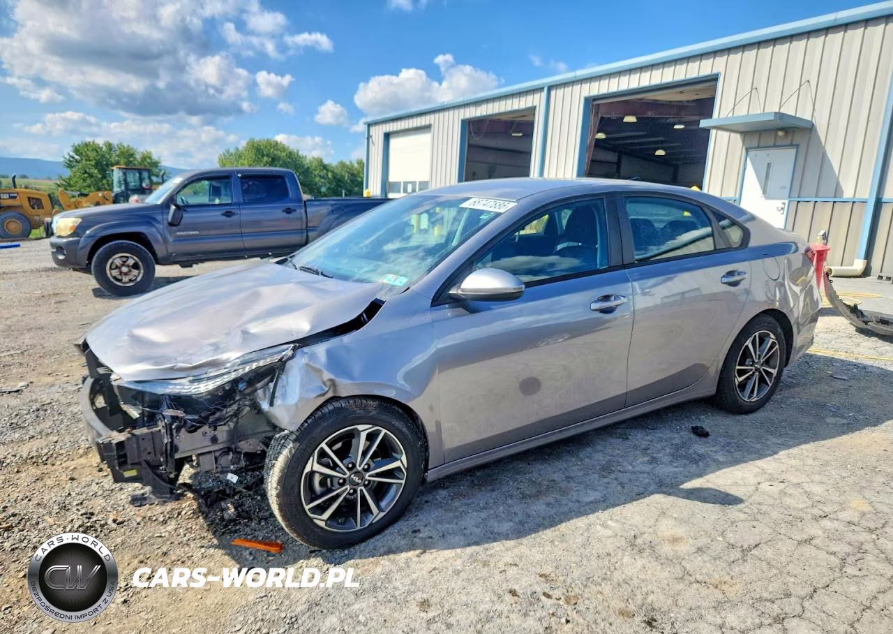 2023 Kia Forte Lxs VIN:3KPF24ADXPE569209 - 1