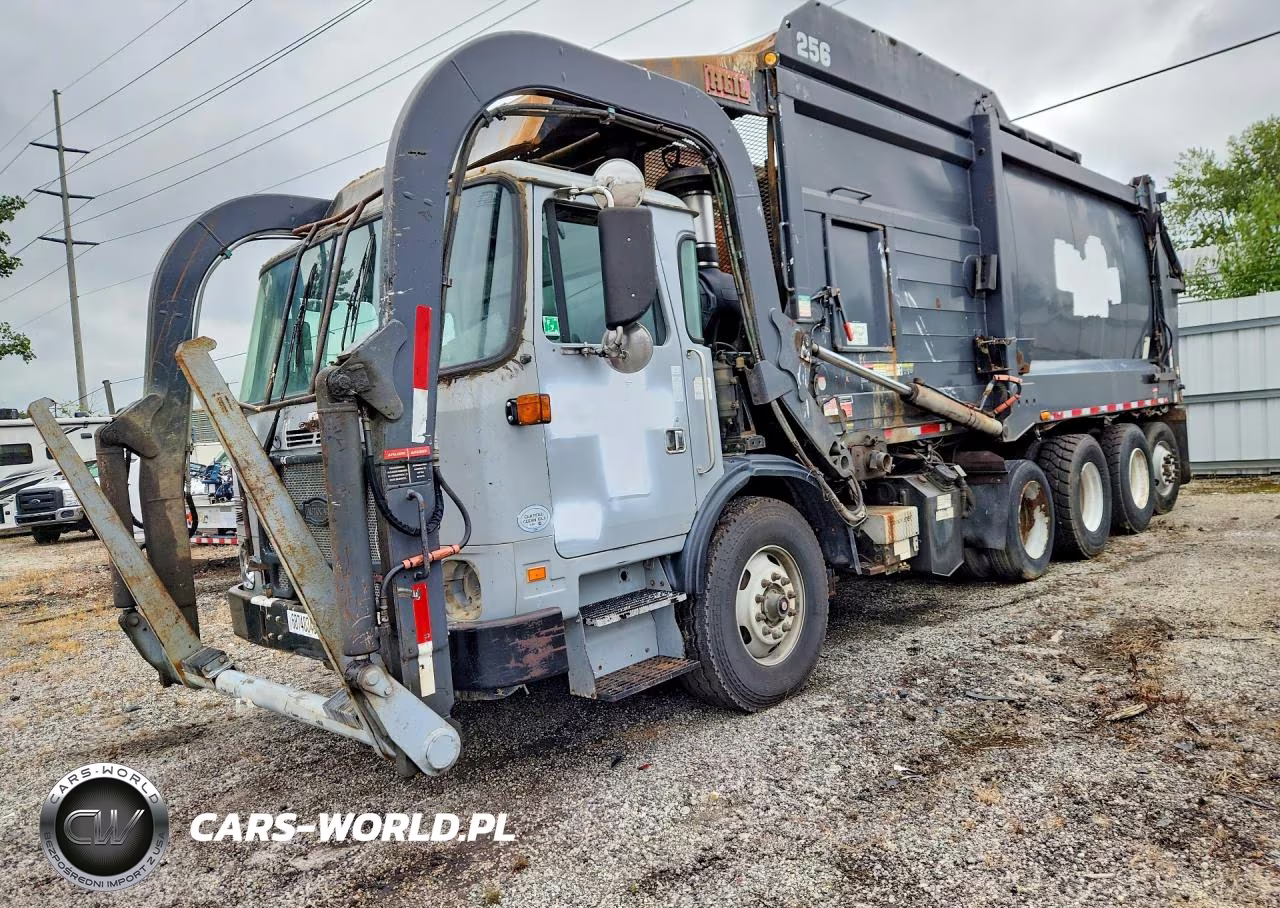 2015 Autocar Xpeditor Refuse Truck – zdjęcie 1 z 13