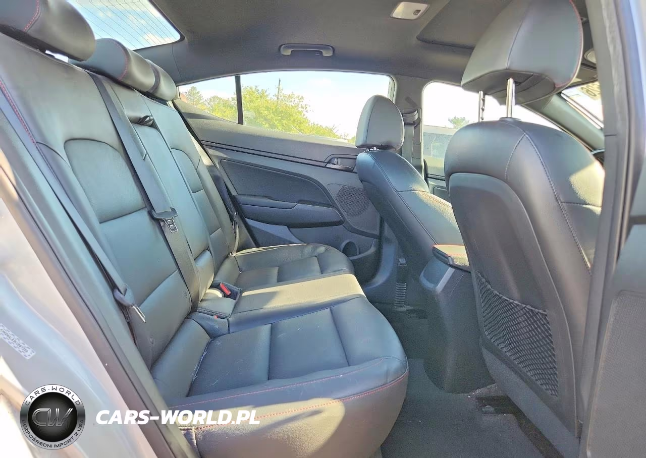 2019 Hyundai Elantra Sport VIN:KMHD04LB3KU887350 - 10
