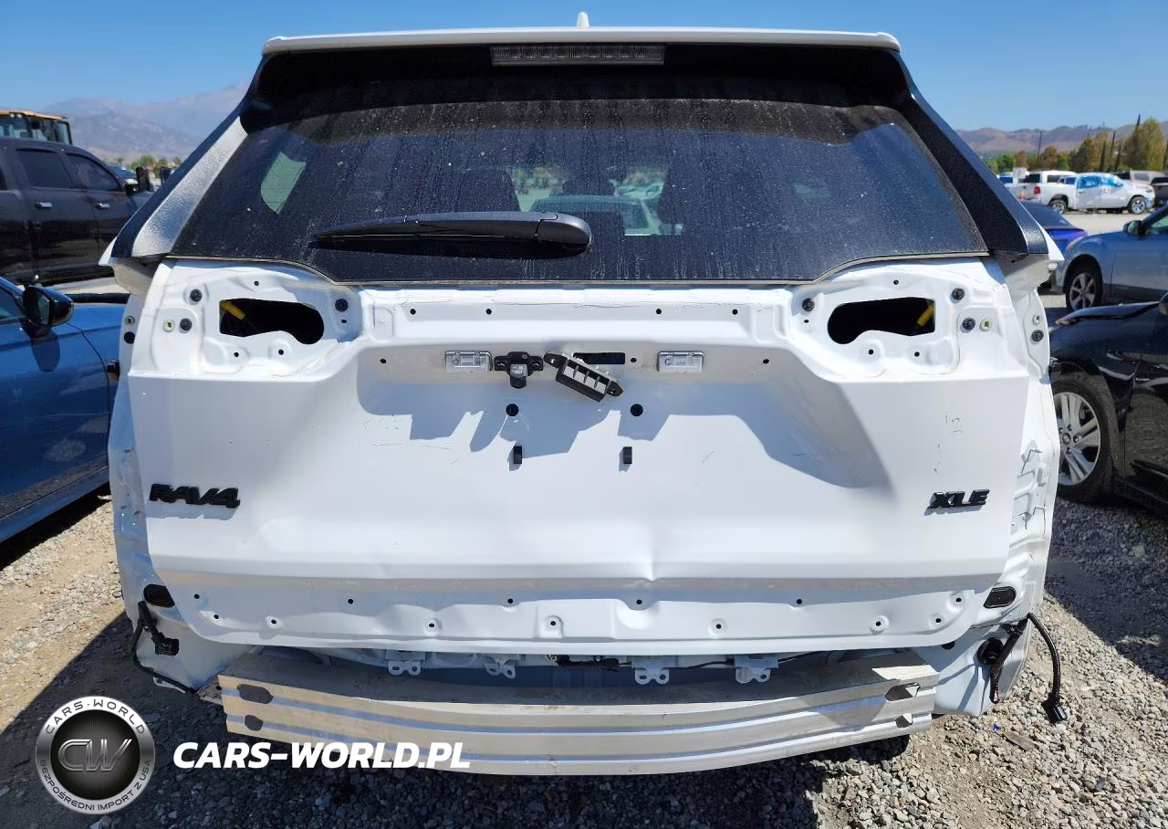 2025 Toyota Rav4 Xle VIN:2T3W1RFV8SW414642 - 6