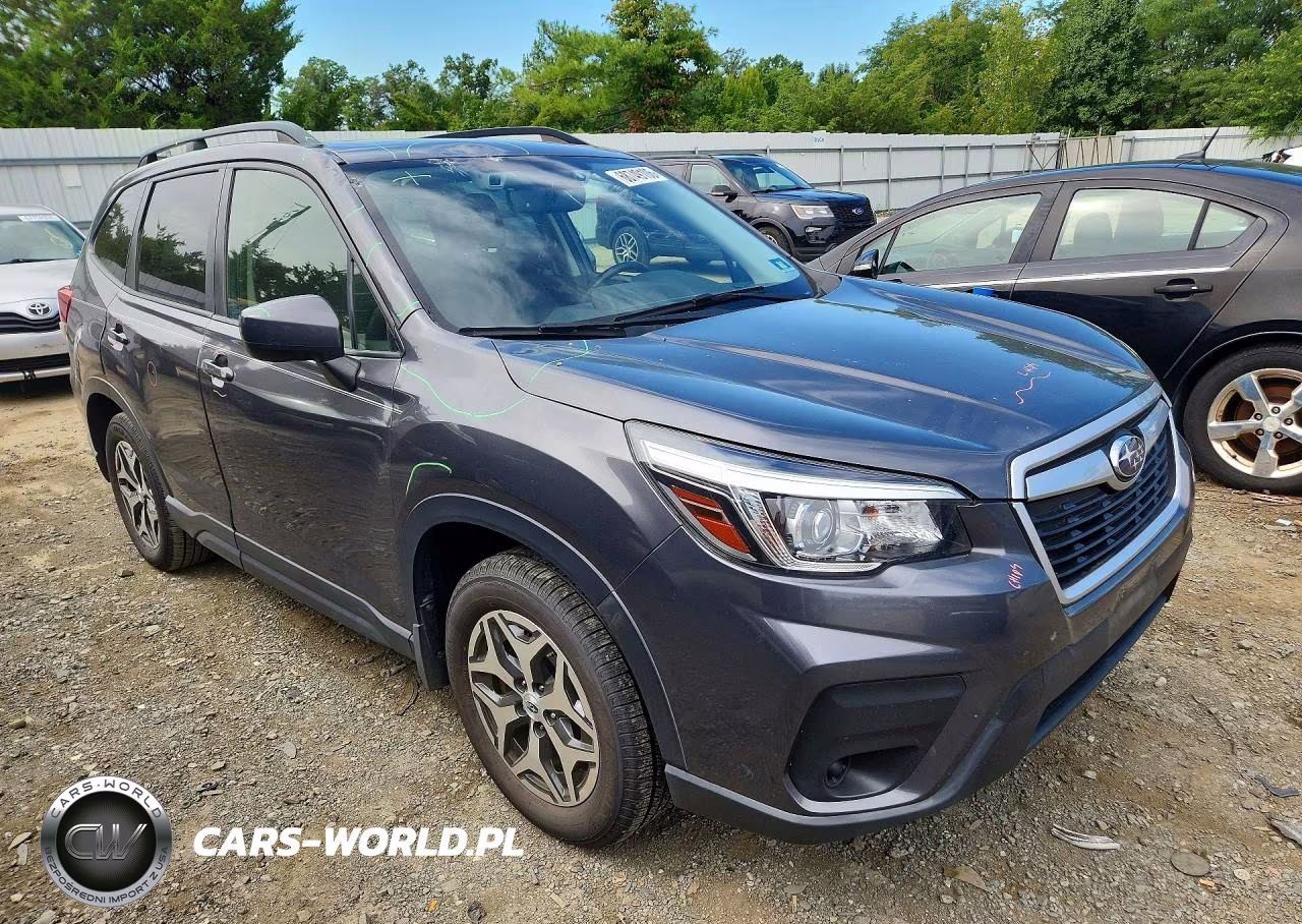 2020 Subaru Forester Premium VIN:JF2SKAJC7LH526943 - 4