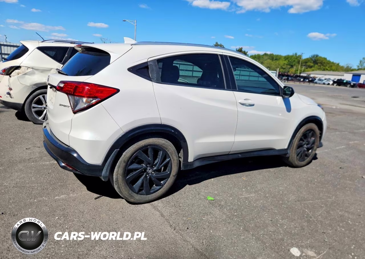 2021 Honda Hr-V Sport VIN:3CZRU5H12MM715882 - 3