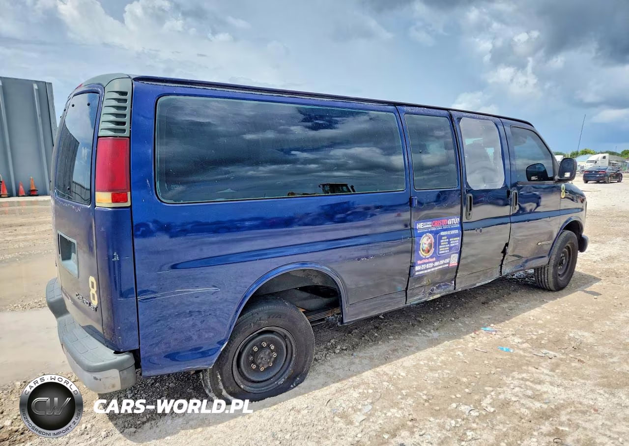 2002 Chevrolet Express G3500 VIN:1GAHG39RX21205820 - 3