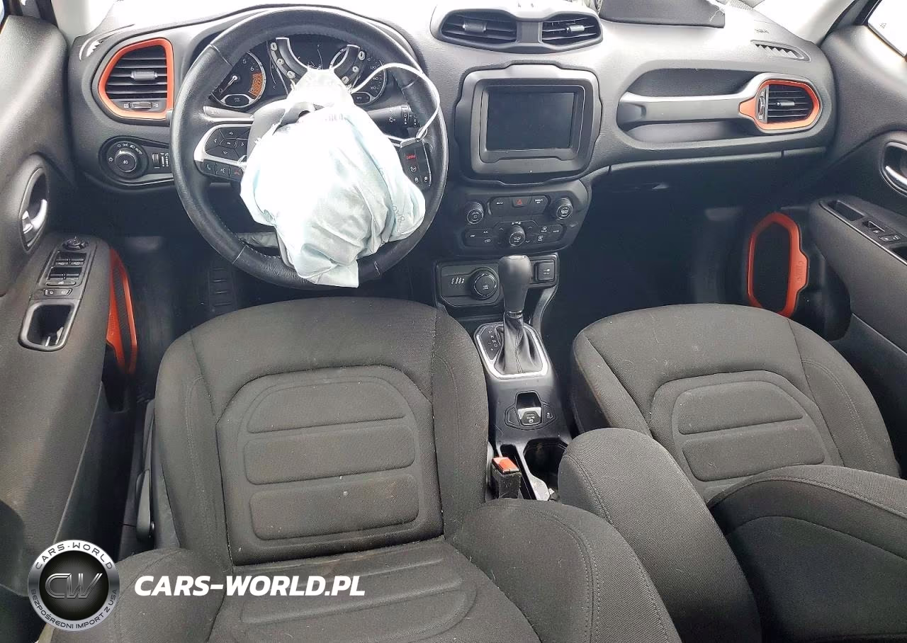 2020 Jeep Renegade Latitude VIN:ZACNJBBB5LPL81515 - 8