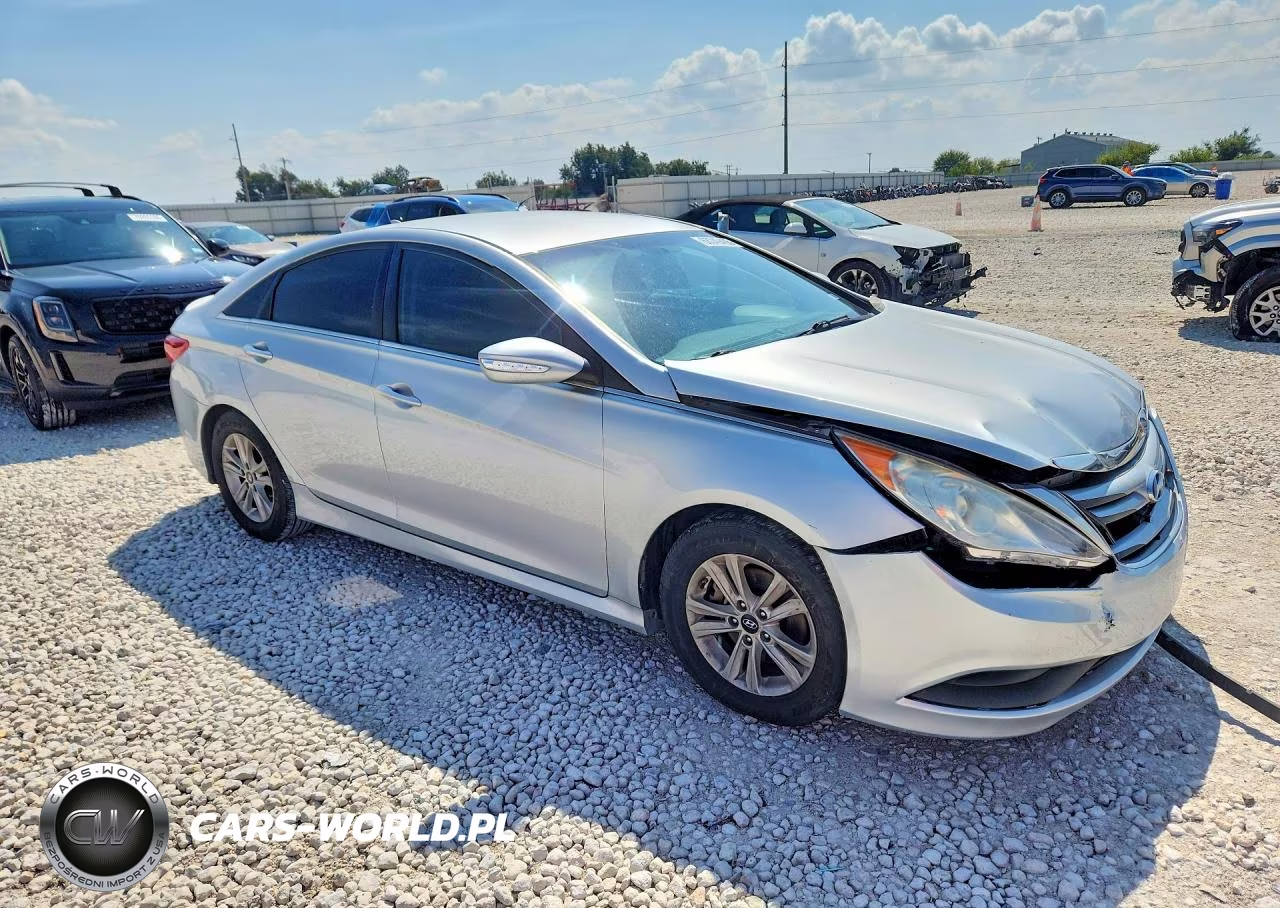 2014 Hyundai Sonata Gls VIN:5NPEB4AC7EH847527 - 4