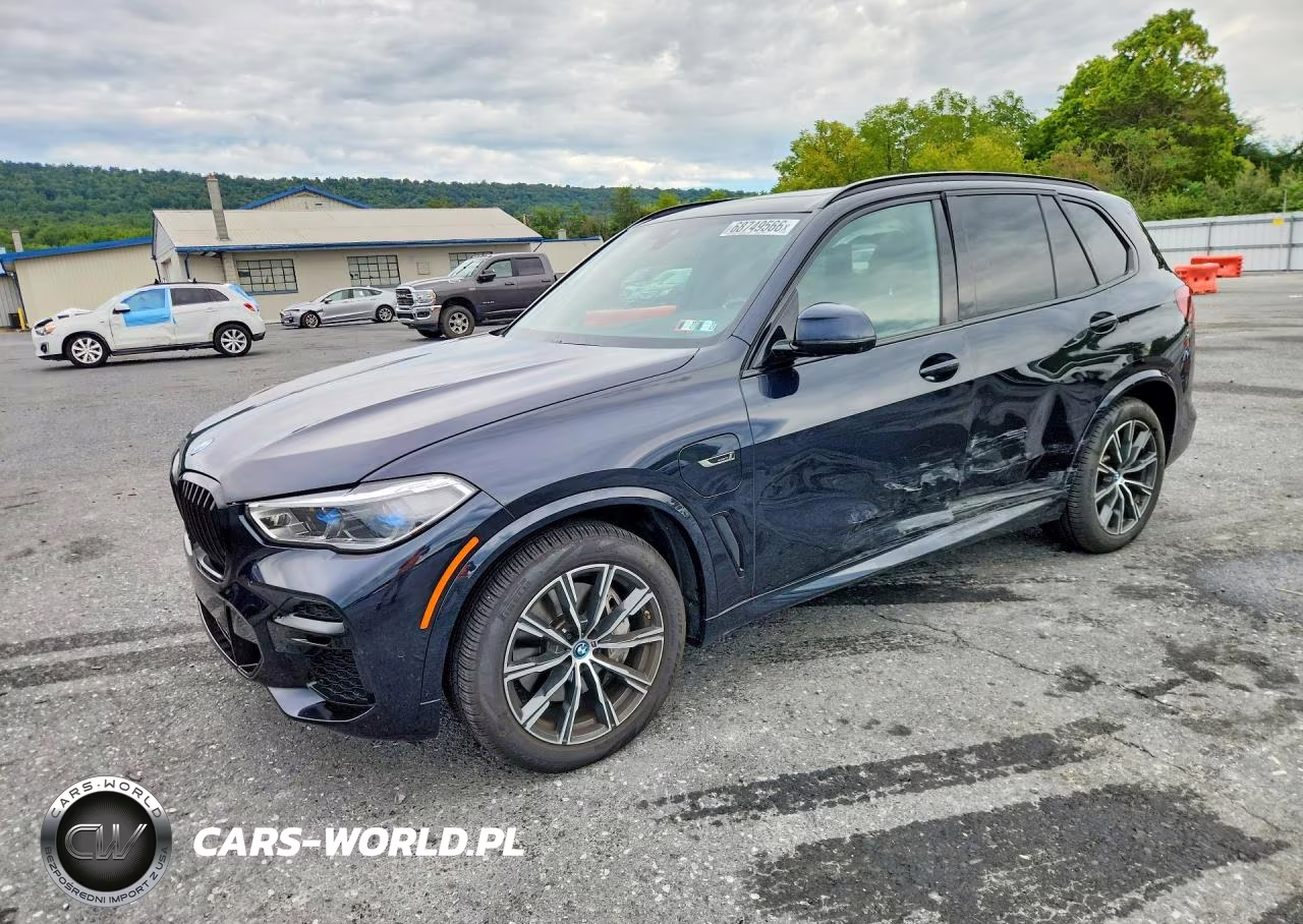 2023 BMW X5 xDrive45E
