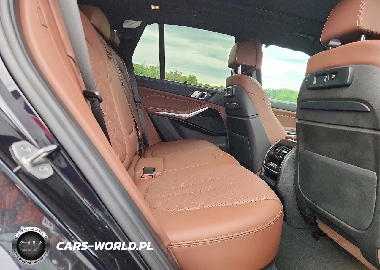 2023 BMW X5 xDrive45E VIN:5UXTA6C01P9P02681 - 11