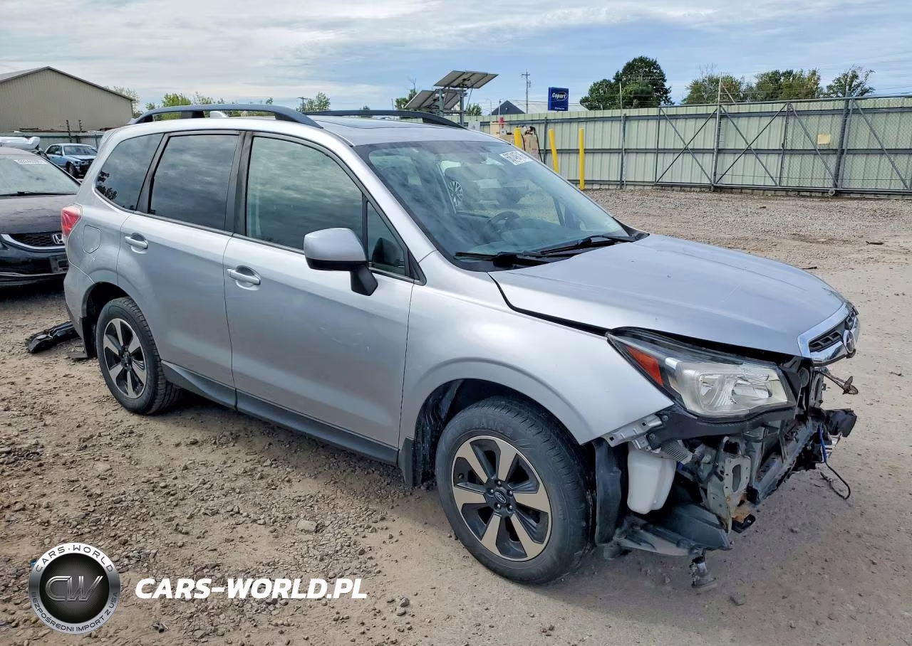 2017 Subaru Forester 2.5I Premium VIN:JF2SJAGC6HH436412 - 4