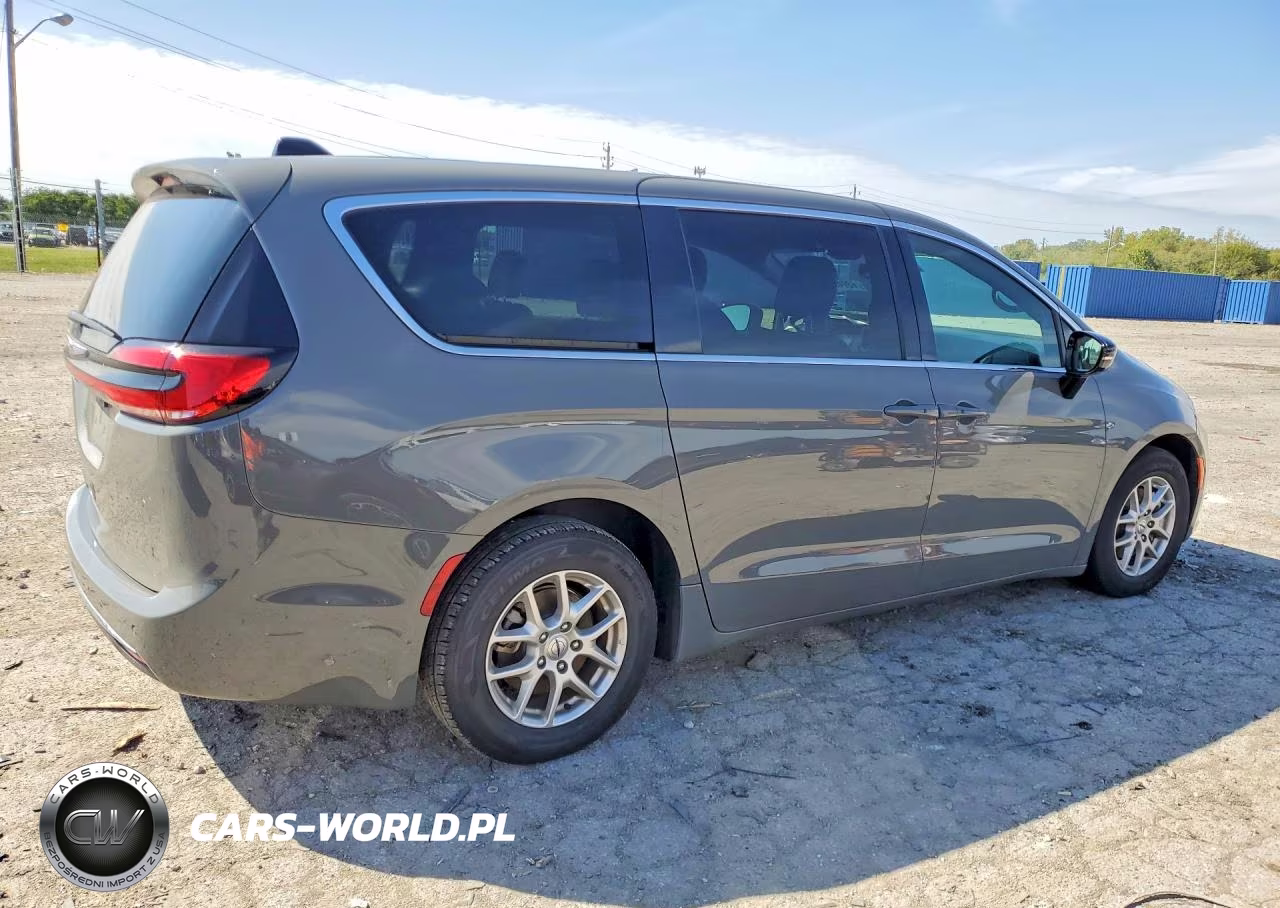2025 Chrysler Pacifica Select VIN:2C4RC1BG3SR554916 - 3