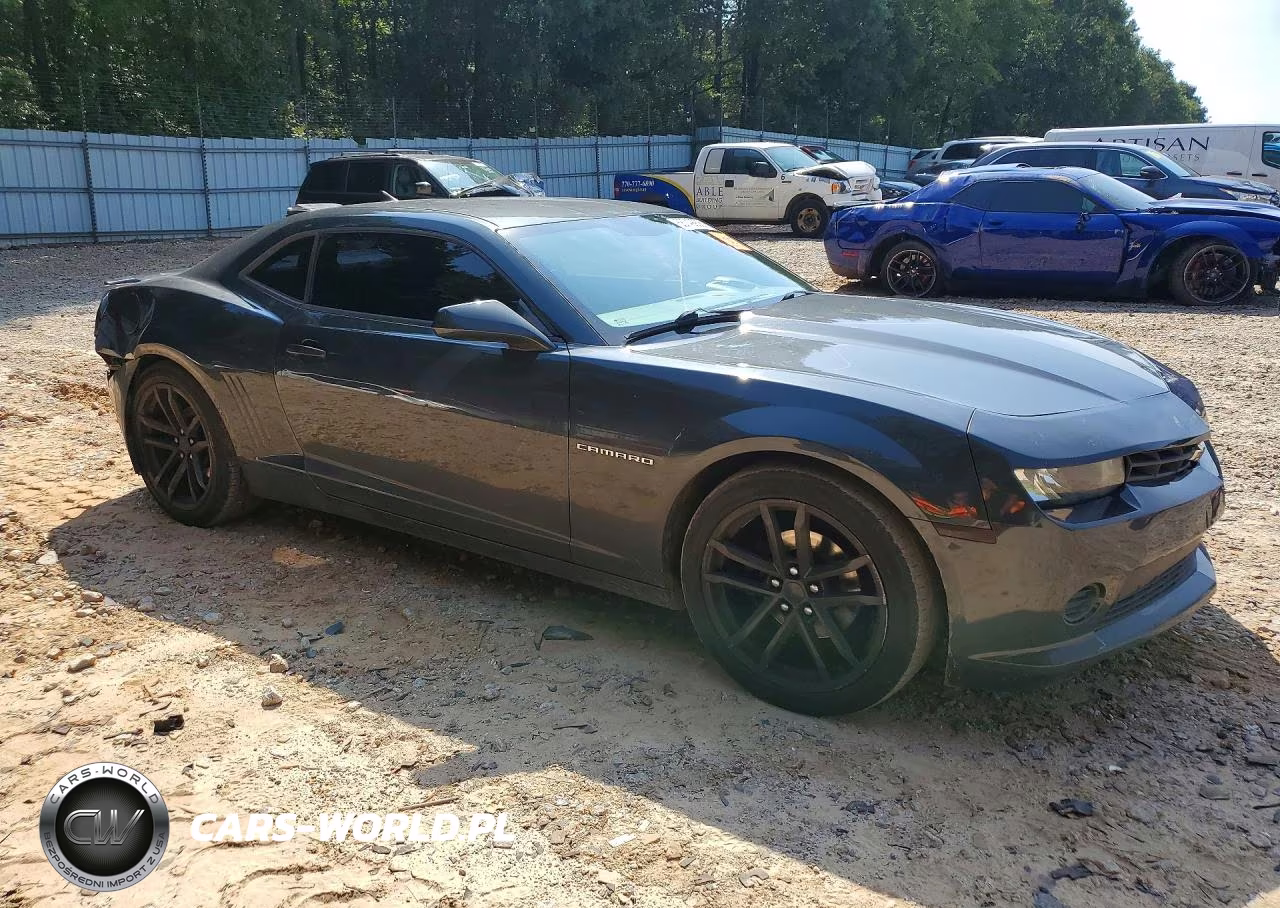 2015 Chevrolet Camaro Ls VIN:2G1FB1E37F9300669 - 4