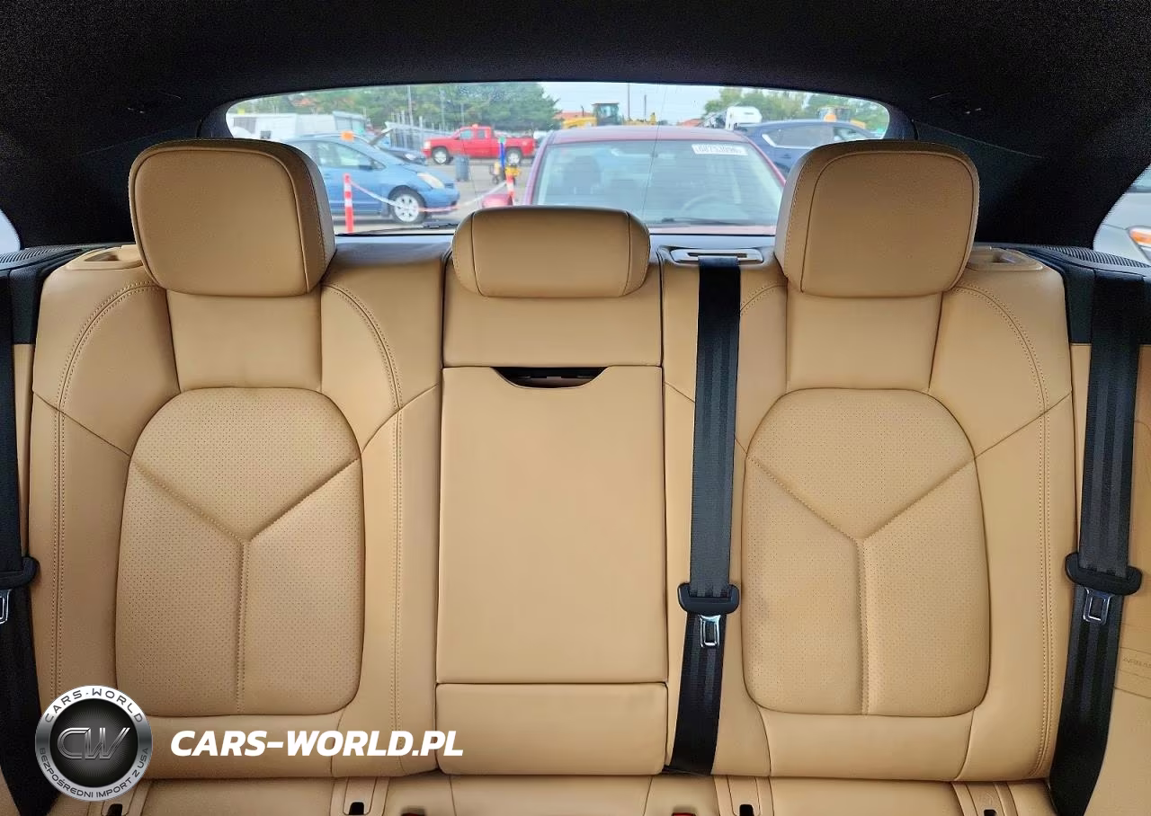 2017 Porsche Macan VIN:WP1AA2A55HLB00708 - 10