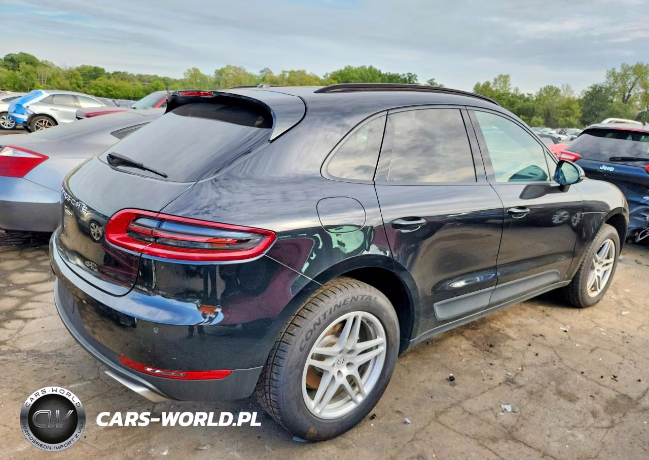 2017 Porsche Macan VIN:WP1AA2A55HLB00708 - 3