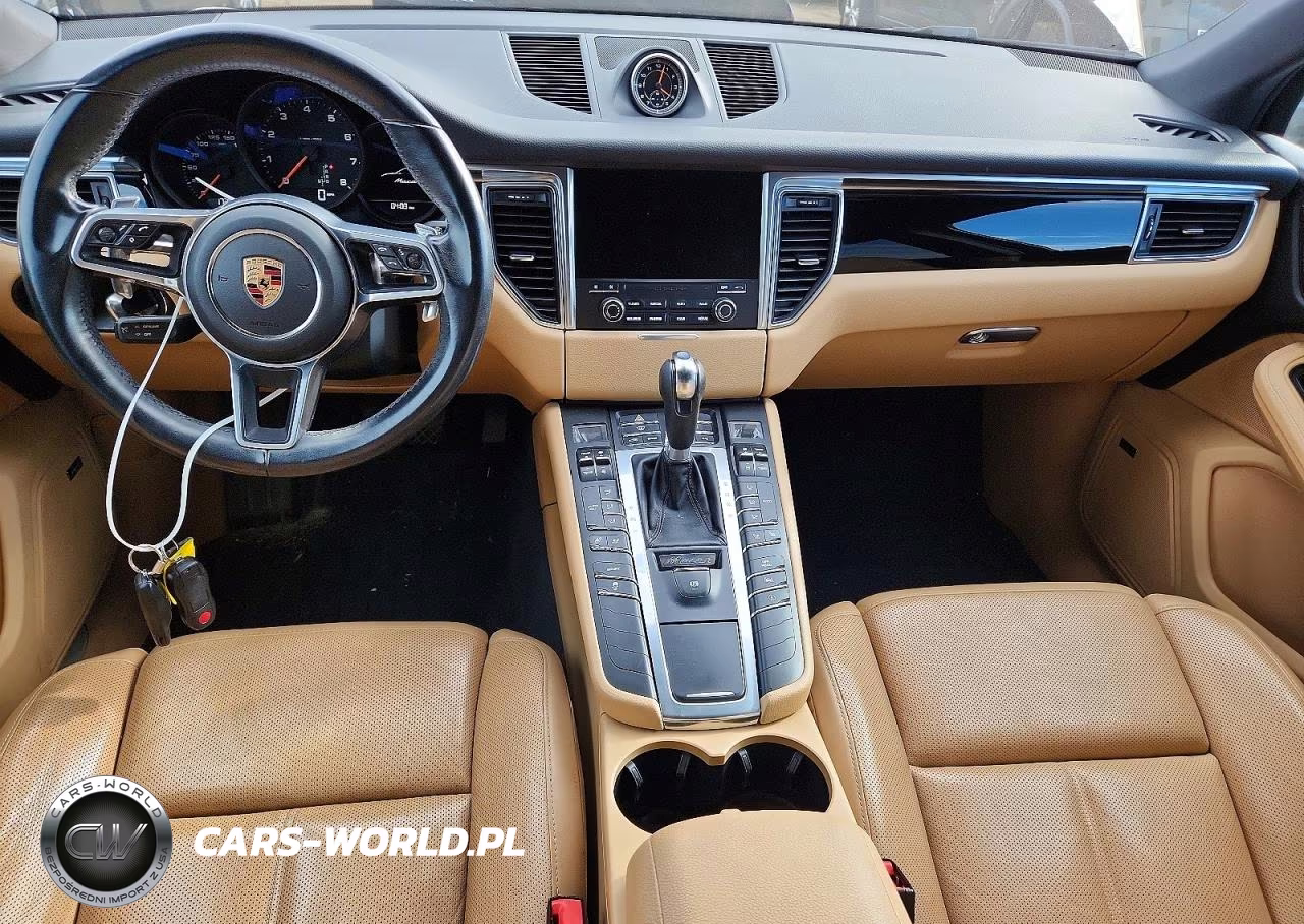 2017 Porsche Macan VIN:WP1AA2A55HLB00708 - 8