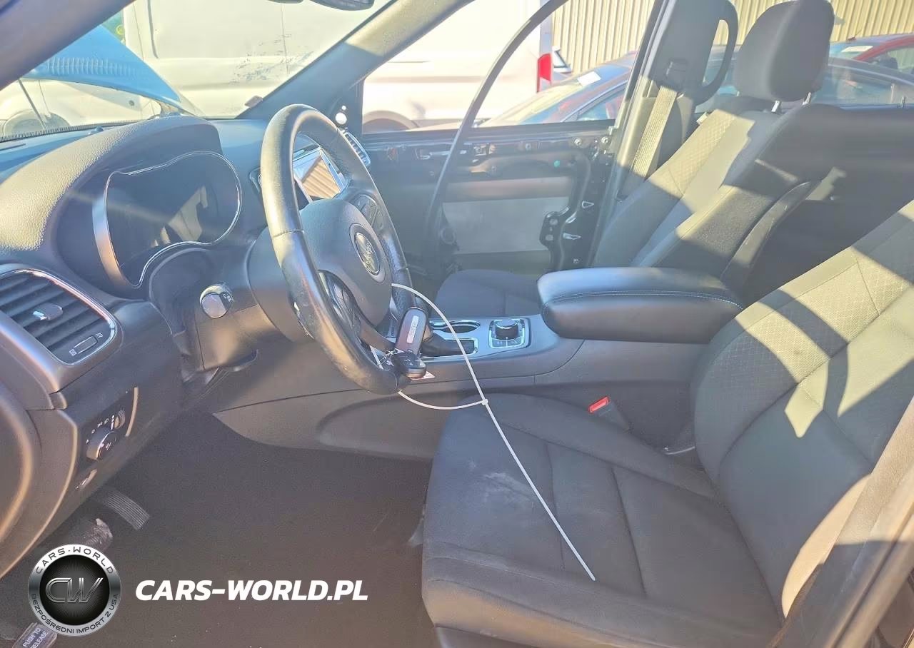 2019 Jeep Grand Cherokee Laredo VIN:1C4RJFAG8KC641644 - 7