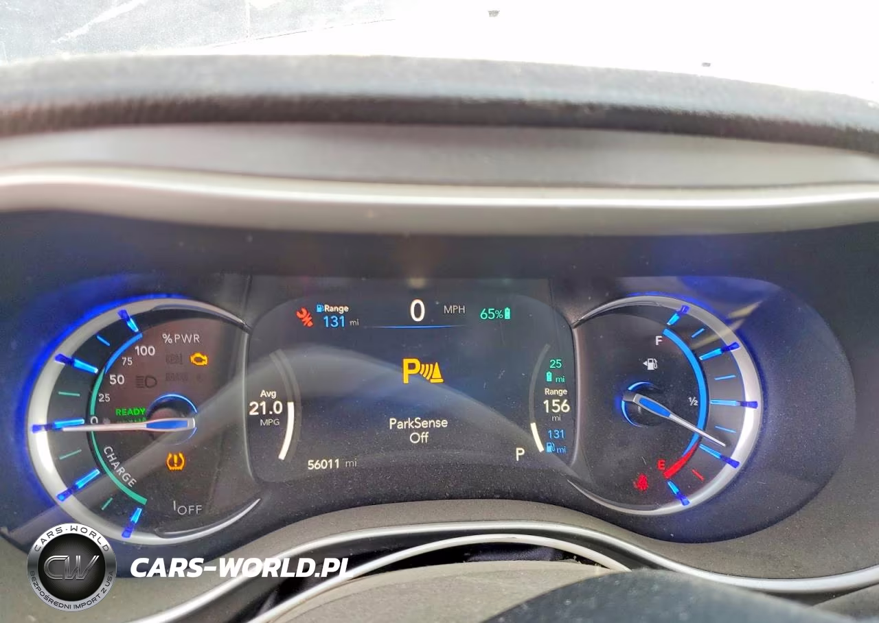 2022 Chrysler Pacifica Hybrid Touring L VIN:2C4RC1L78NR121482 - 9