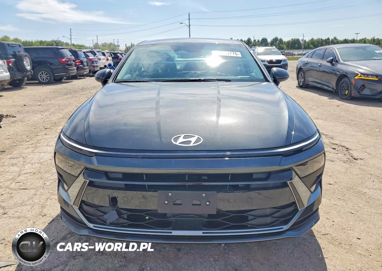 2026 Hyundai Sonata Hybrid Blue VIN:KMHL24JJ1TA167810 - 5