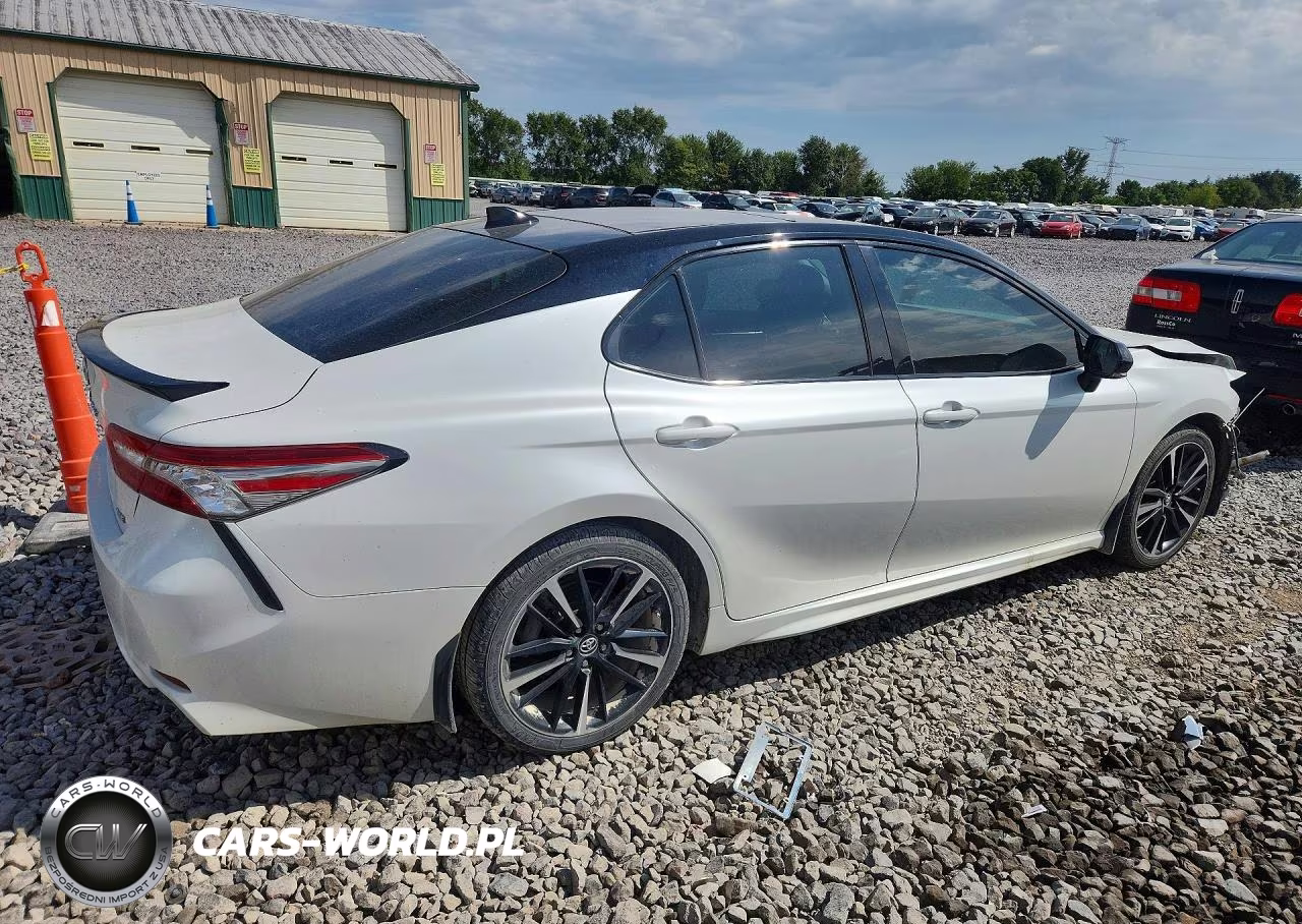 2019 Toyota Camry Xse VIN:4T1B61HK3KU252478 - 3
