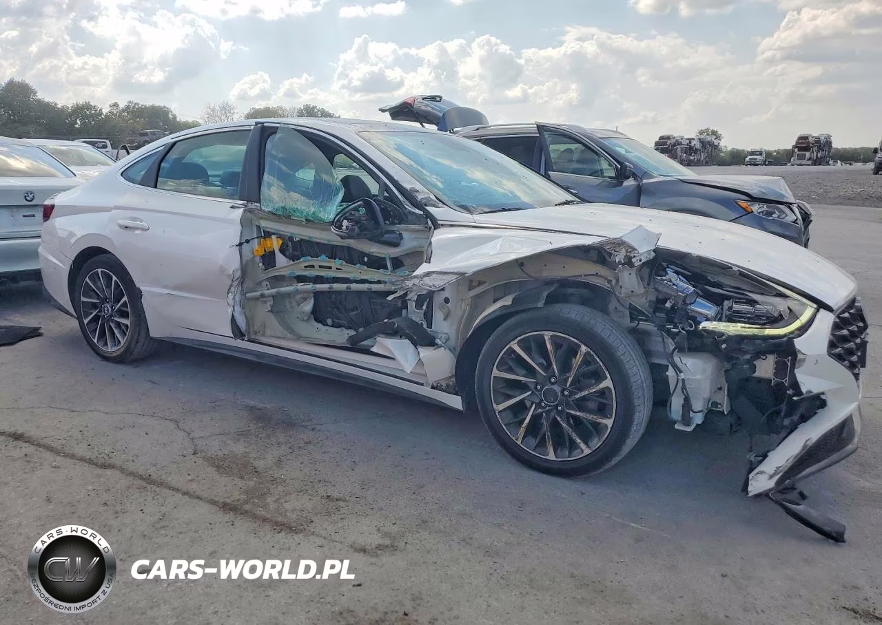 2022 Hyundai Sonata Limited VIN:KMHL34J25NA225085 - 4