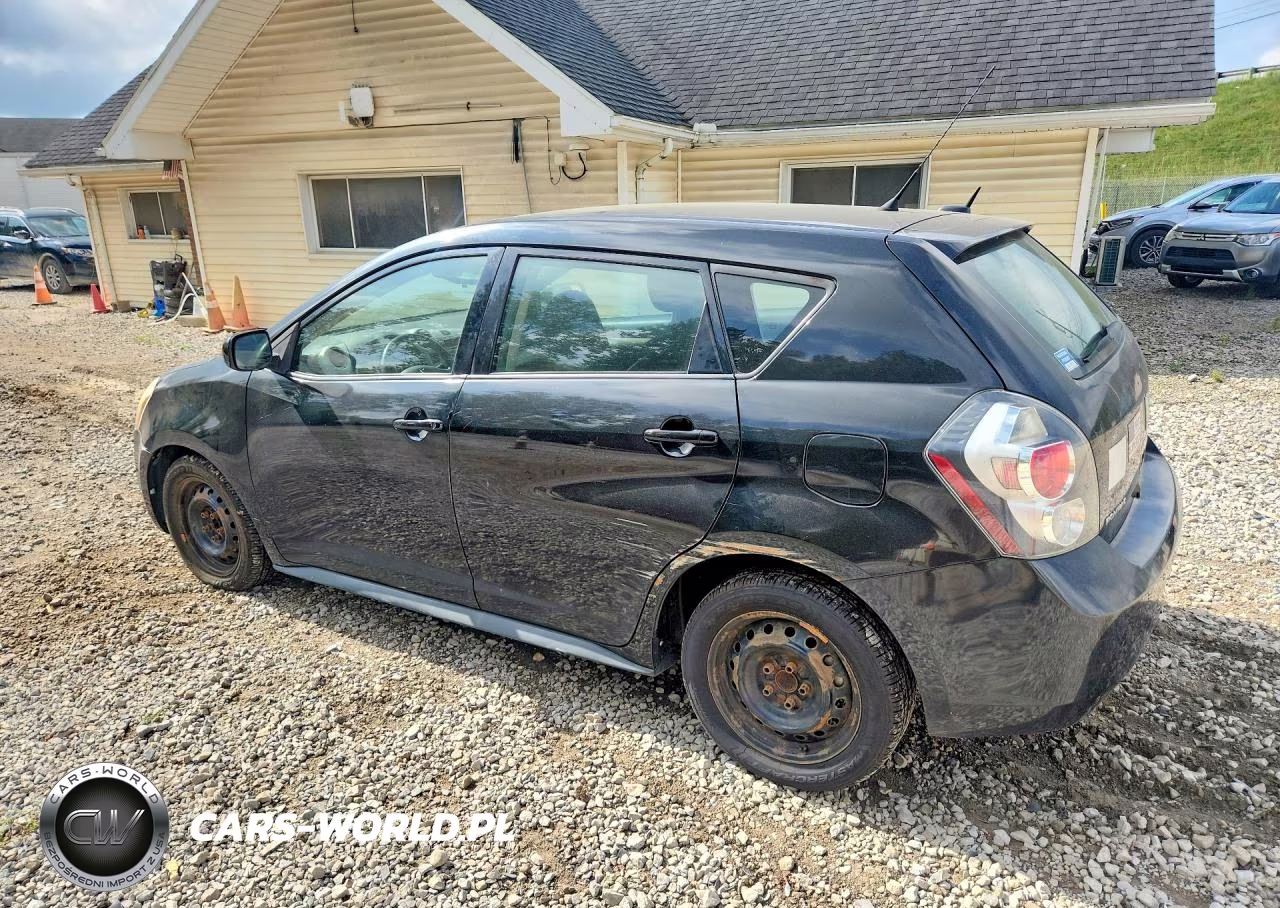 2010 Pontiac Vibe VIN:5Y2SP6E04AZ411219 - 2