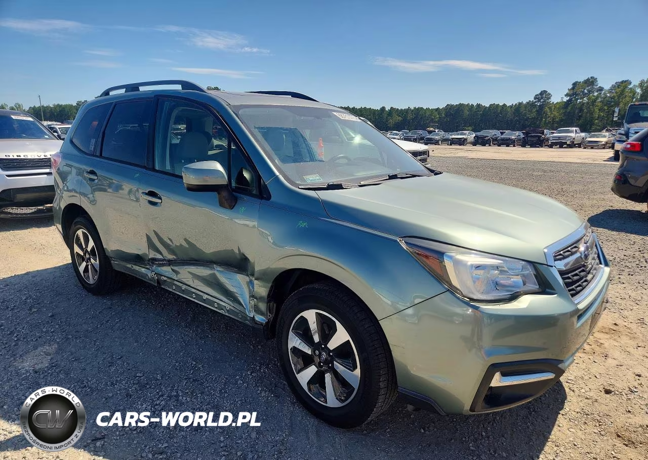 2017 Subaru Forester 2.5I Premium VIN:JF2SJAEC9HH806853 - 4